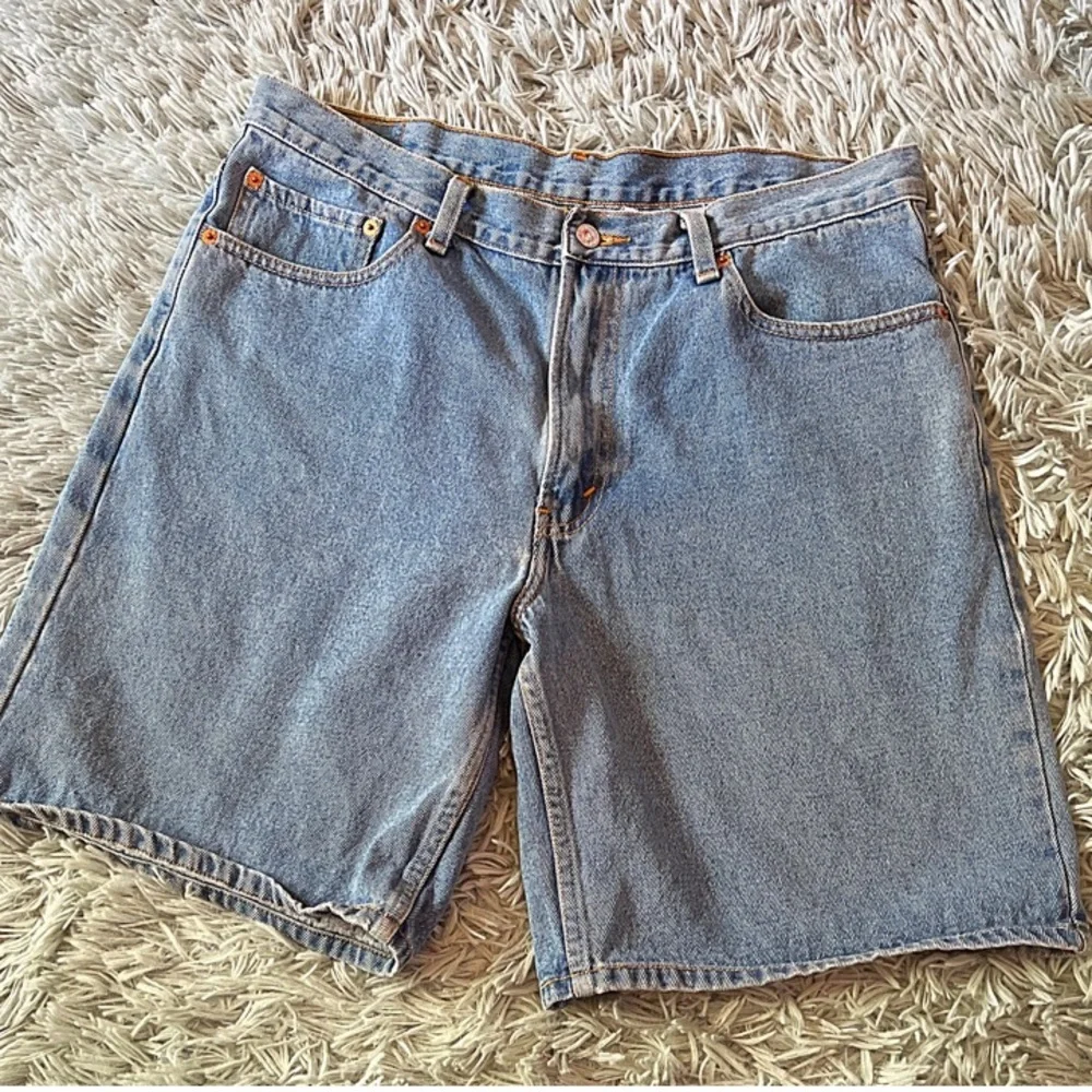 550 Relaxed Fit Shorts